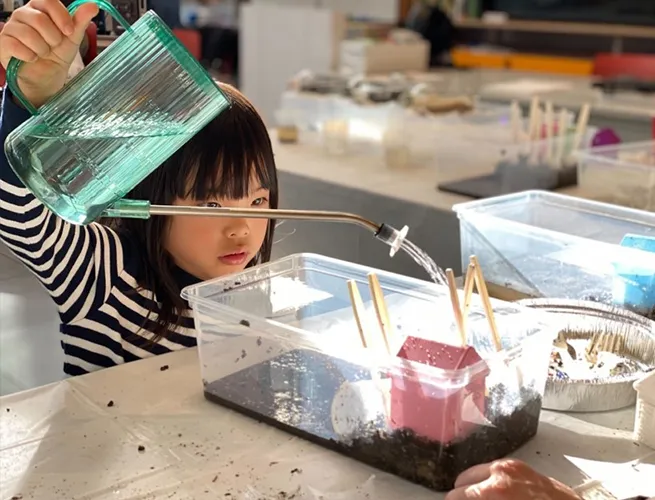 Young scientist watches erosion in action at the Earth through Time event