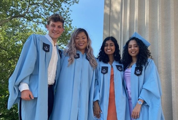 Graduates in 2022 DL, EC, AK, TV 2022