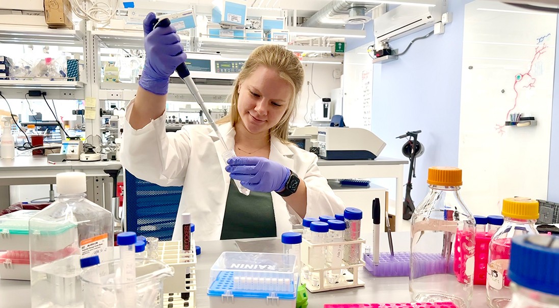 Eliza pipettes in lab