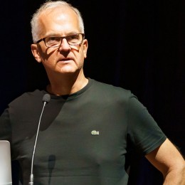 Photo of Julio M. Fernandez
